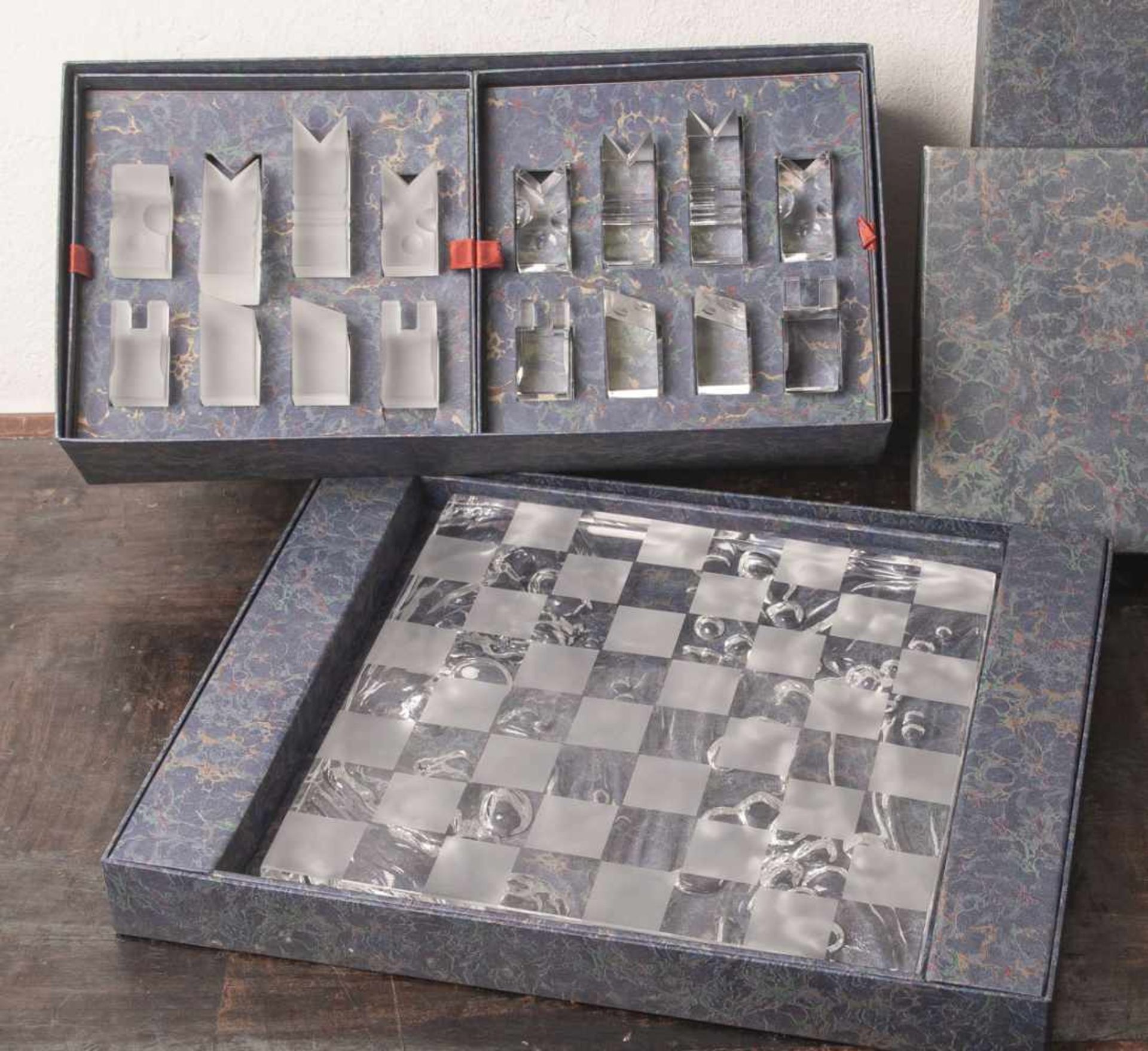 Schachspiel (Kristallmanufaktur Saint Louis France), Spielbrett ca. 31 x 31 cm,