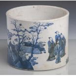 Pinseltopf, China, 19. Jahrhundert, Porzellan mit Blau-Weiß-Malerei,Gelehrtendarstellungen in