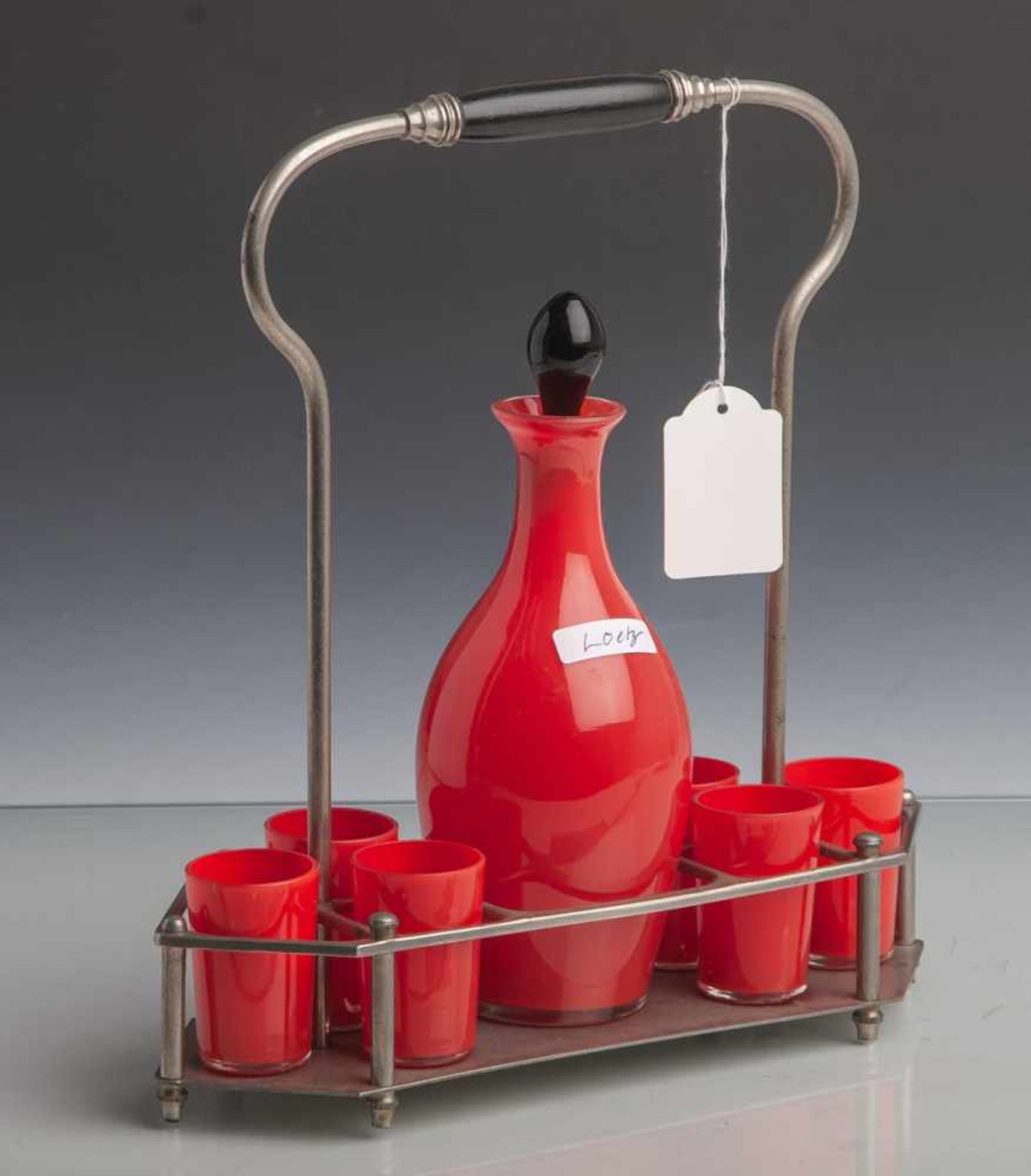 Likörset, Michael Powolny für Loetz (1920er Jahre), Set aus rot überfangener Glasmasse,bestehend aus