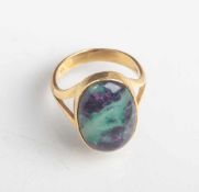 Damenring, Gelbgold 916, der Ringkopf ausgefasst mit 1 ovalen Boulderopal-Cabochon, ca. 19x 12 mm,