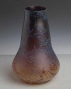 Jugendstil-Vase, Beyermann & Co., Haida, Anfang 20. Jahrhundert, satiniertes, farblosesGlas, mit