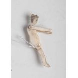 Weibliche Figur (wohl China, 19. Jahrhundert), Bein, in Art einer Marionetteausgearbeitete Figur,