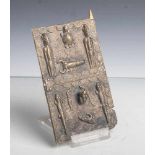 Tür eines Schreins (wohl Dogon, Afrika), Bronzeguss, 17 x 10 cm, Altergem. Zustand. Motivemit