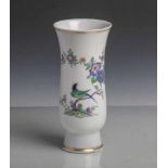 Vase (Meissen, blaue Schwertermarke, neuzeitl.), m. indischer Blumen- und Vogelmalerei,Goldrand,