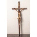 Kruzifix m. Jesus Christus Figur (wohl 16./17. Jahrhundert), Holz, Dreinageltypus,vollplastisch