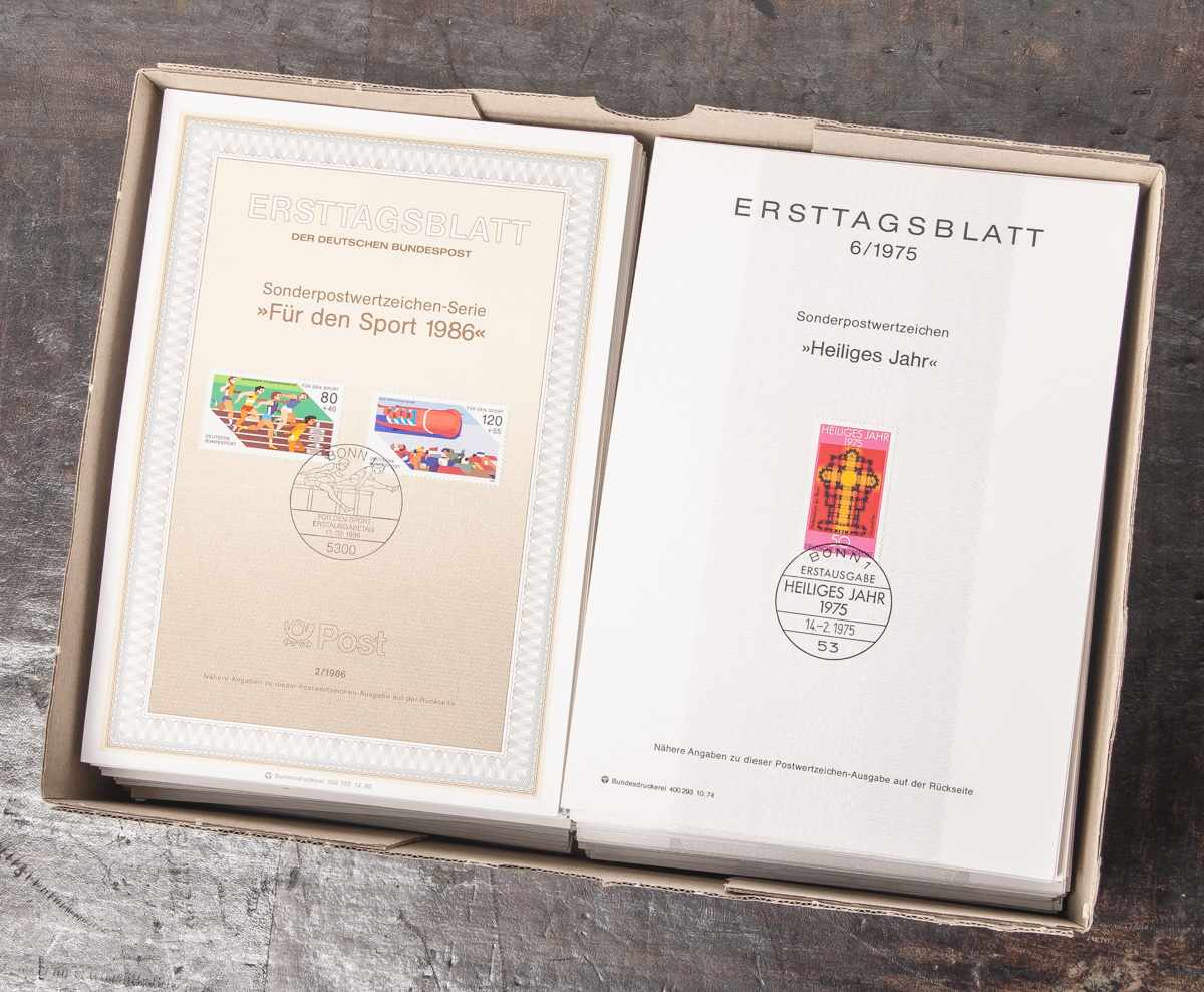 Konvolut von Ersttagsblättern, BRD, 1975 - 1992, Sonderpostwertzeichen-Serien, ca. 530Stück, u.a.