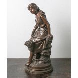 Moreau, Auguste (1834-1917), Bronzefigur "La pêche à la crevette", am Rundsockel sign.,dunkel