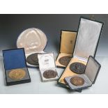 Konvolut von 6 Ehrenmedaillen (20. Jahrhundert), Metallscheiben, teils Bronze, versch.Themen: "Für