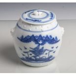 Deckelgefäß (China, Qing-Dynastie, Tongzhi-Periode, 1862-1875), Keramik, Berglandschaft m.Haus u.