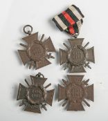 4 Ehrenkreuze für Frontkämpfer (1. WK), Kaiserreich, 1914 - 1918, davon 1x am Band, 2x m.Öse, 1x