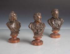 3 kl. Bronzebüsten (wohl um 1900), Büsten von Wagner, Liszt u. Byron, Bronze patiniert, jeauf