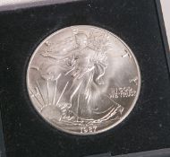 One Dollar "Liberty" (USA, 1987), 999/1000 Silber, Silver Eagle, Dm. ca. 4 cm, im orig.Etui.