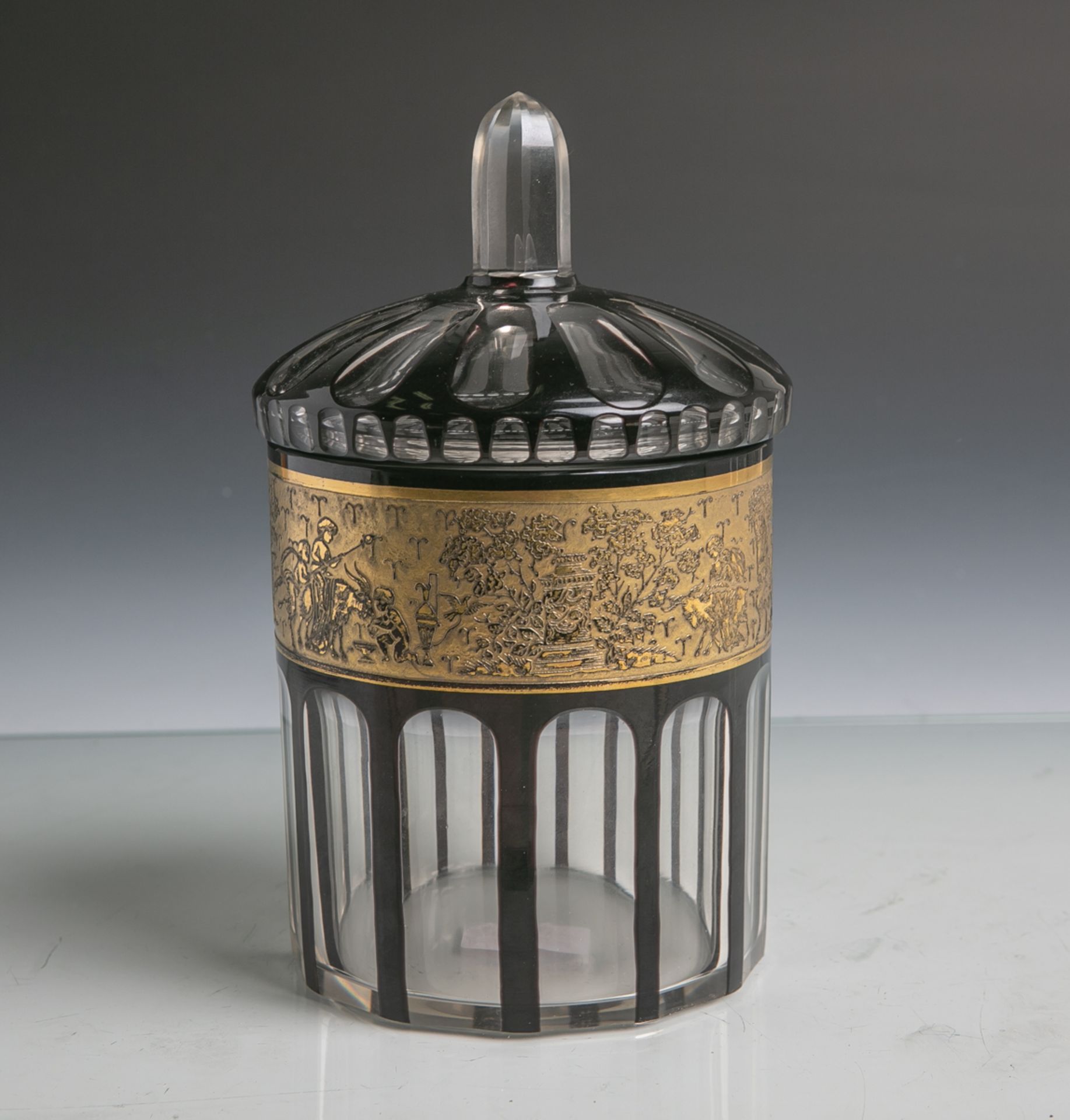 Deckelgefäß (Moser Karlsbad, wohl 1920er Jahre), zylindrische Form aus klarem Glas m.