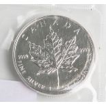 5 Dollars "Elizabeth II." (Kanada, 1989), Silber, Büste der Königin, Rs: Ahornblatt, 1 OZ,9999 9999,
