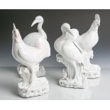 4 Vogelfiguren aus weißer Fayance (wohl 18./frühes 19. Jahrhundert), 2 Hähne u. 2 Reiher,