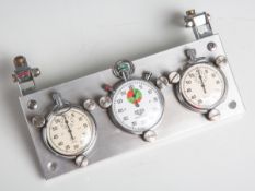 Stoppuhrset (Mitte 20. Jahrhundert), bestehend aus: 1x "Heuer Trackmaster" (Schweiz) u. 2x"Agat"