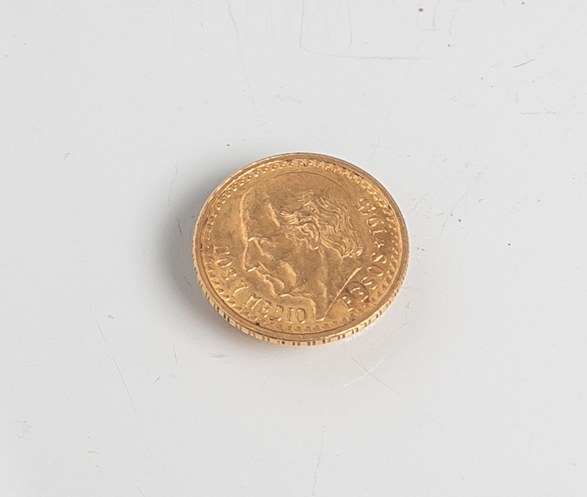 Goldmünze, Mexiko, 1 Peso, 1945, ca. 2,10 g. Altersgem. Zustand.- - -21.00 % buyer's premium on