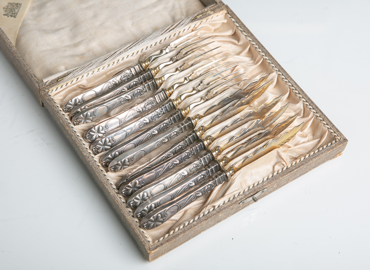 Silberbesteckset 800er Silber (Jugendstil), 12 Teile, bestehend aus: 6x Fischgabeln u.