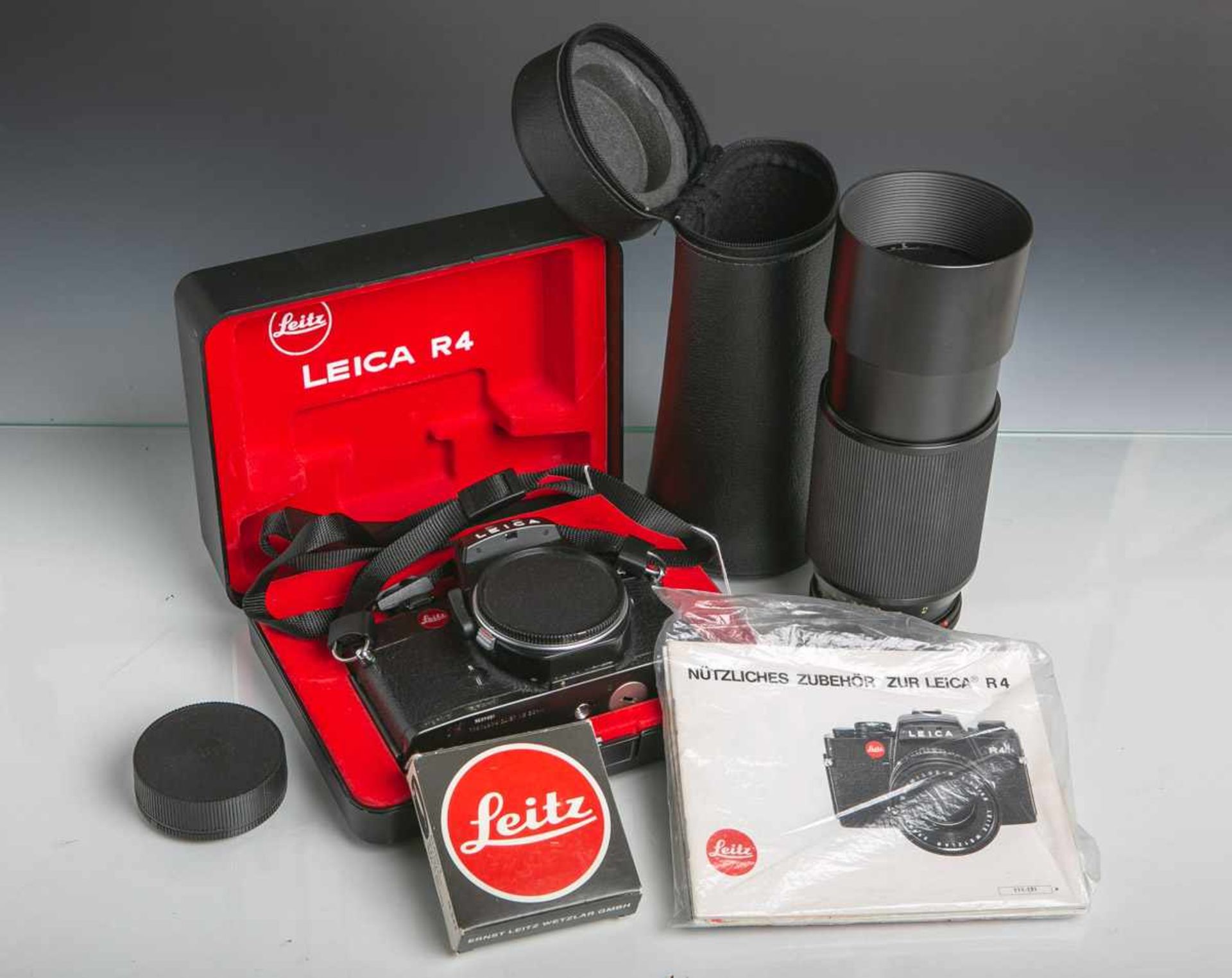Kamera Leica R4 m. Objektiv, Gehäusenr. 1554035, Objektiv: "Leitz", Vario-Elmar-R,1:4/70-210, E60,