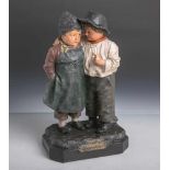 Maresch, Johann (1821-1914), "Ein wichtiges Geheimnis!", Figurenkinderpaar aus Keramik(
