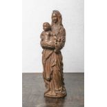 Madonna mit Jesusknaben (wohl 1940/50er Jahre), aus Holz, vollrund geschnitzt, H. ca. 40cm.