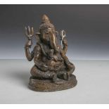 Ganesha (neuzeitlich), Bronzeguss, patiniert, Gott aus dem Hinduismus, H. ca. 15 cm.- - -21.00 %