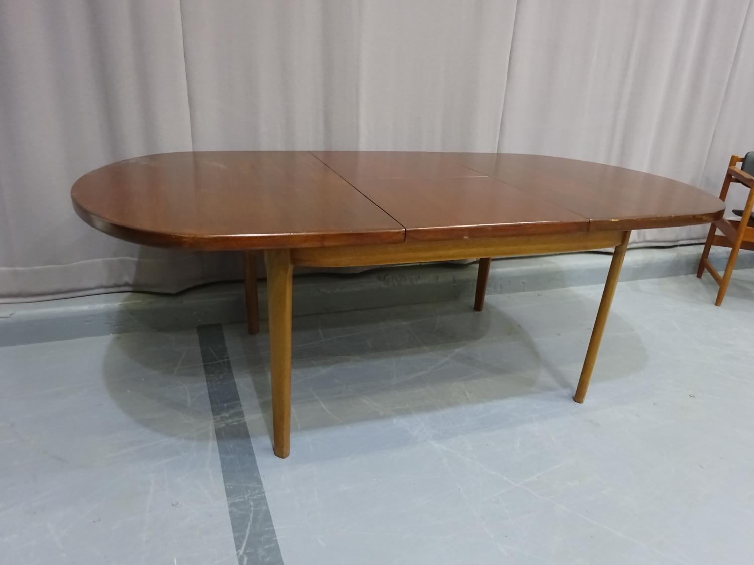 Dark oval table - Image 2 of 6