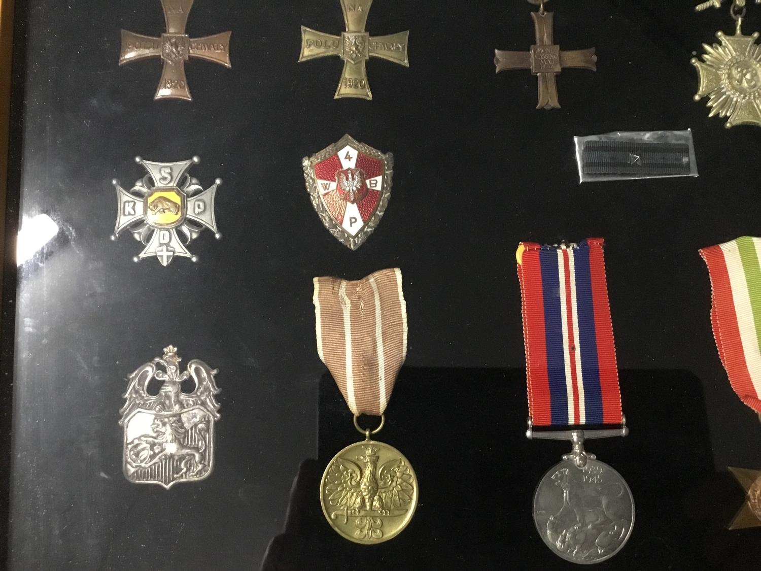 A framed collection of Polish and British WWII medals. - Image 2 of 4