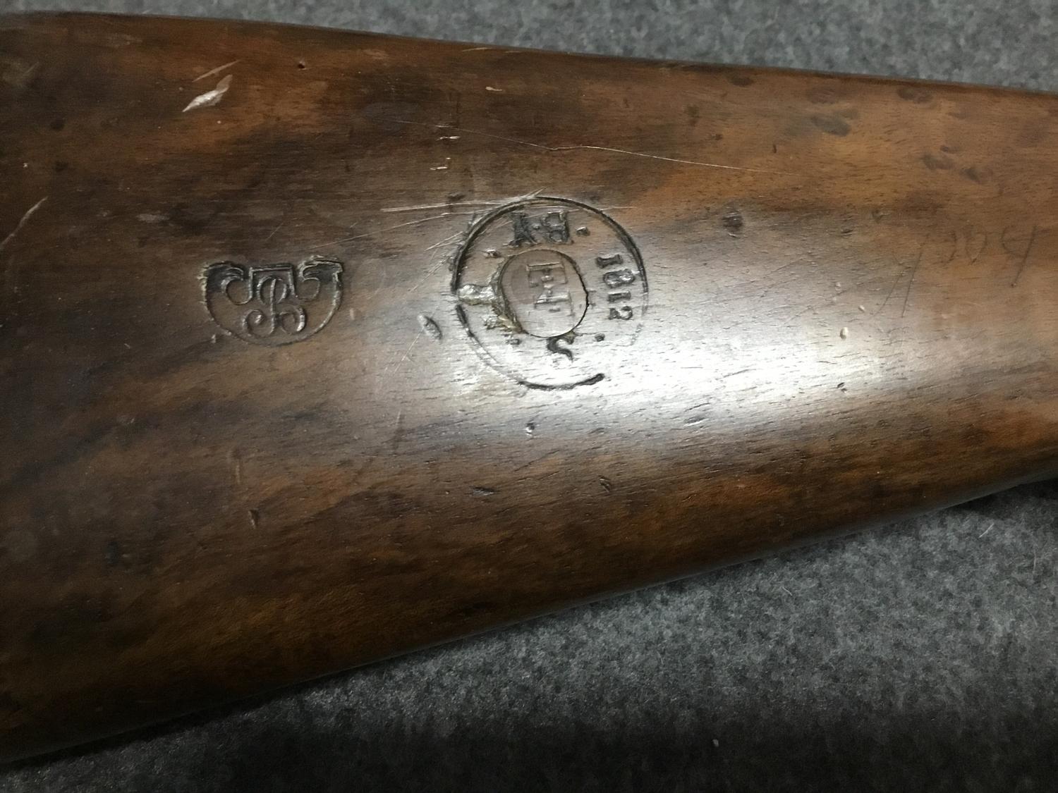 An 1812 French flintlock rife stamped 'Maubery Manuf Imp' the stock stamped 'EF 1812' - Image 3 of 5