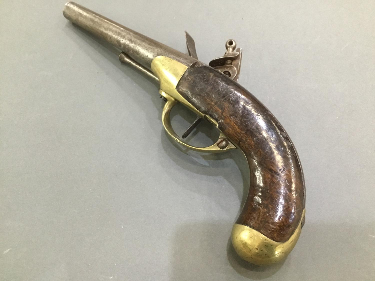 An early 19th Century French Flinlock pistol engraved 'Charleville' stamped 'F80' - Image 3 of 4