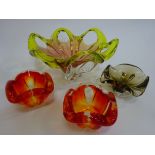 2 glass bowls & 2 orange/red ashtrays