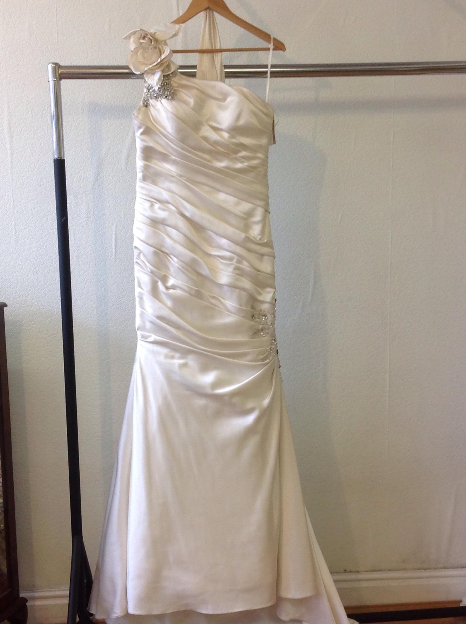 (10) 4 x Maggie Sottero sample wedding gowns, total rrp £3050, size 14 - Image 9 of 12