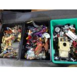 Three boxes of Sci-Fi & Fantasy figures - 10.15 kg including boxes (32)