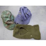 Mixed selection of 5 hats