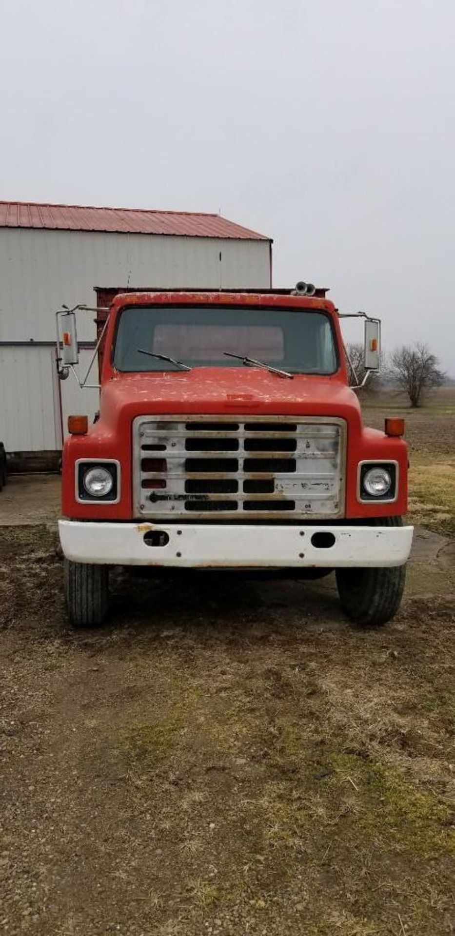 1978 IH Grain Truck - Image 2 of 2