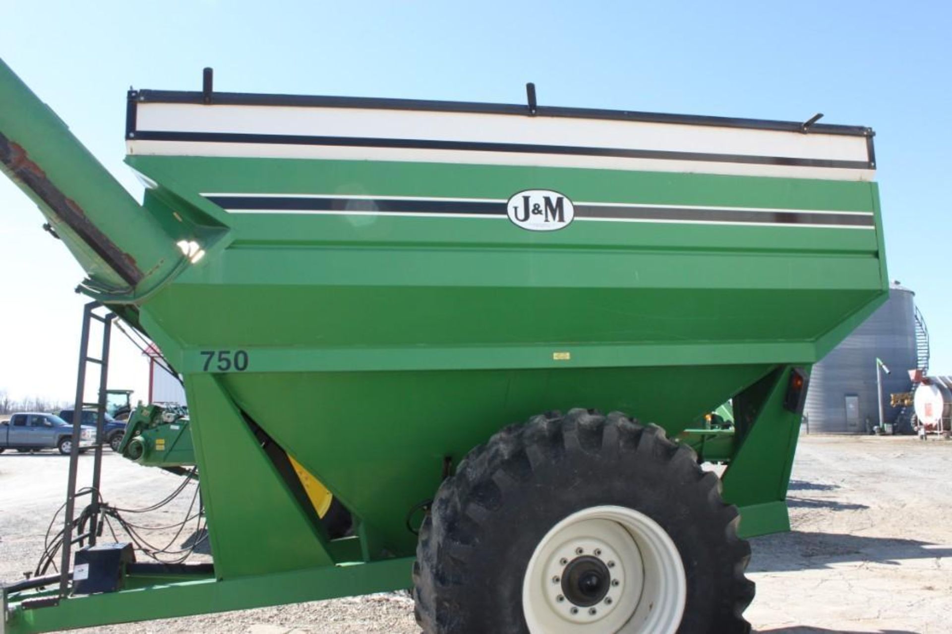 2000 J&M 750-14 Corner Auger Grain Cart - Image 4 of 9