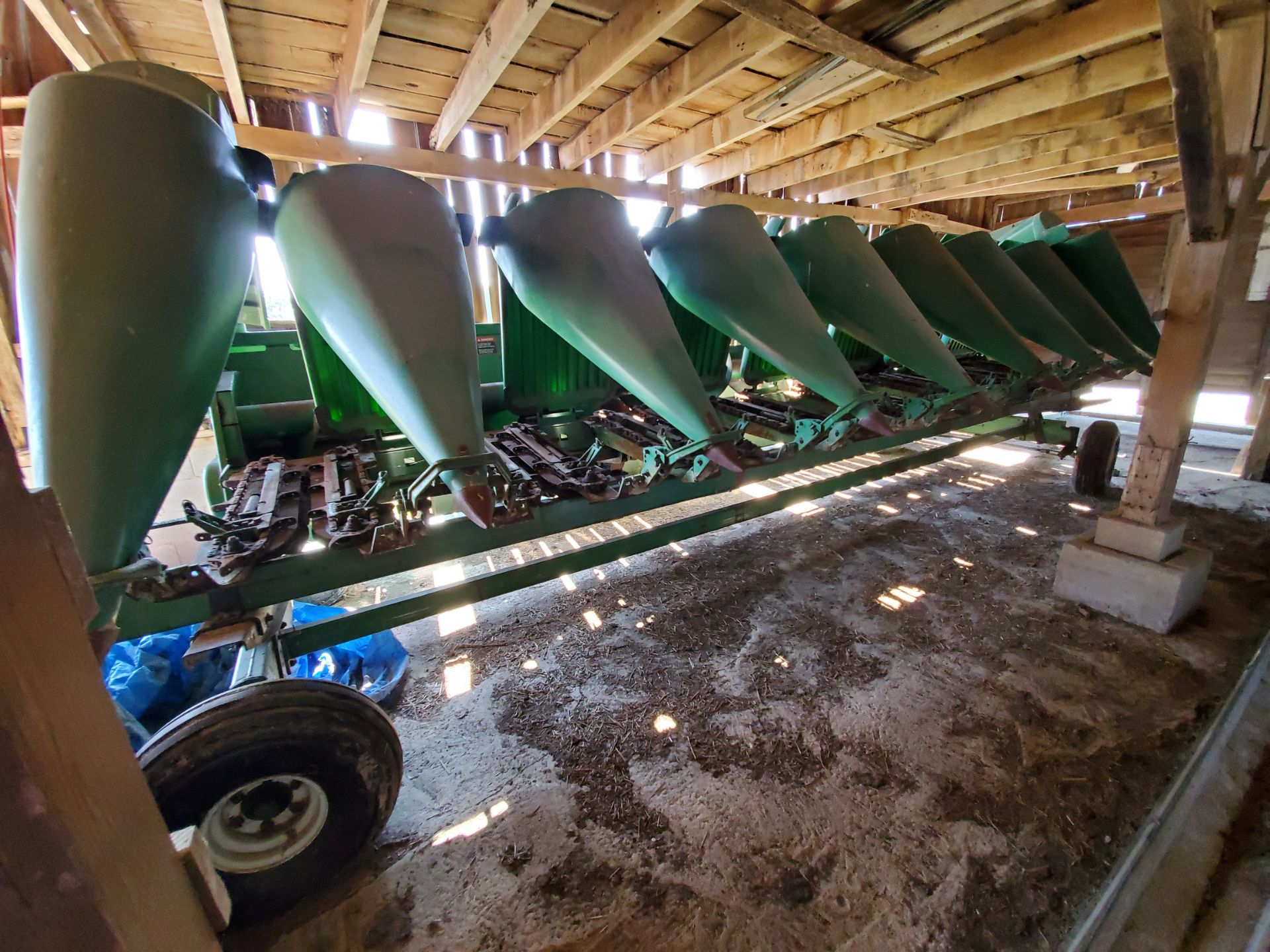 John Deere 893 Corn Head