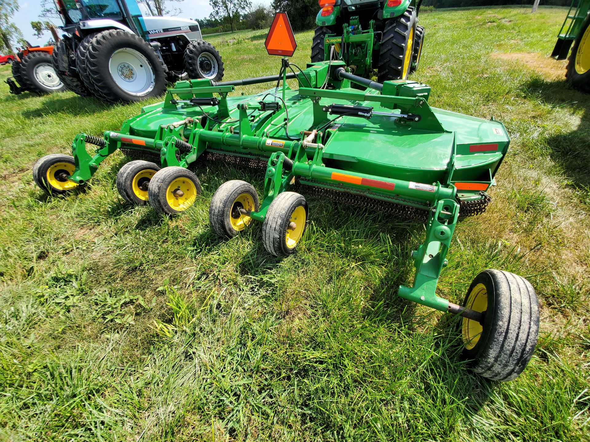 John Deere HX15 15' Batwing Mower