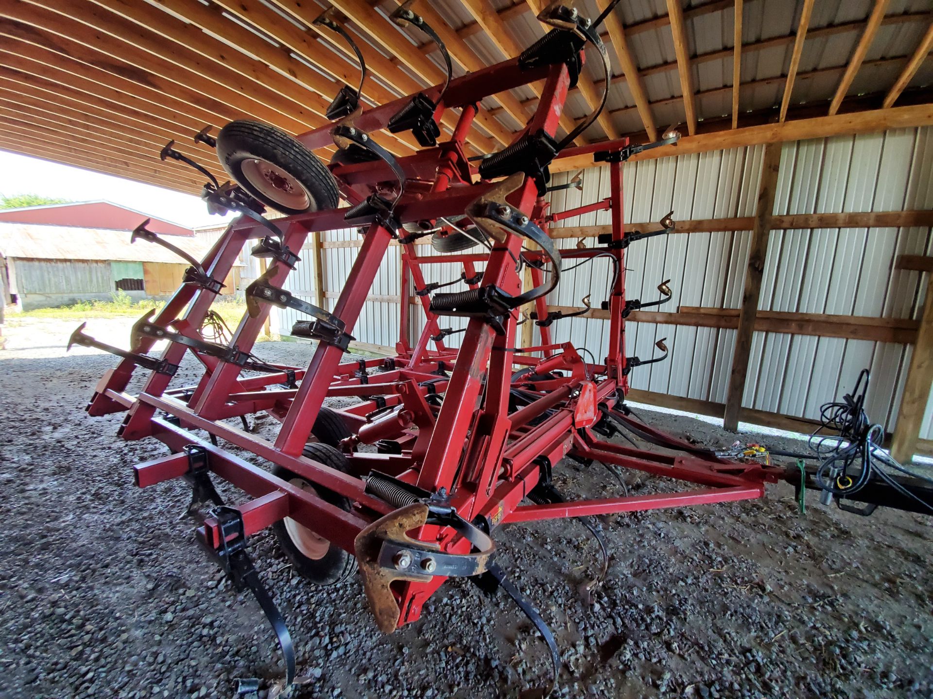 International 4600 Vibra-Shank Field Cultivator - Image 2 of 3