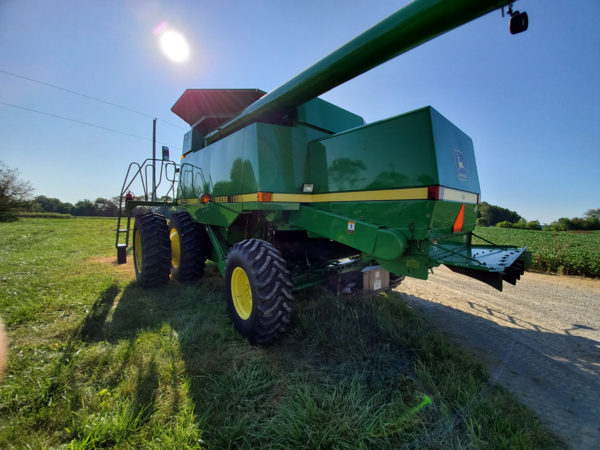 1997 John Deere 9600 Combine - Image 8 of 16