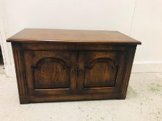 Small oak hall cupboard