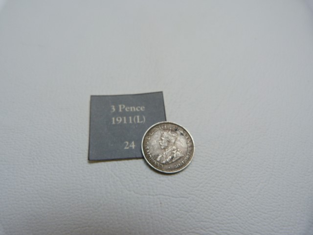 A 1911 Australian George V three pence coin - Image 3 of 4