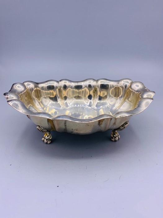 A Silver bowl on claw feet, marked 800 - Image 3 of 3