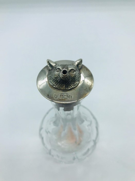 A silver fox pourer on a glass bottle by J B CHATTERLEY & Sons Ltd, hallmarked Birmingham 1978 - Image 2 of 7