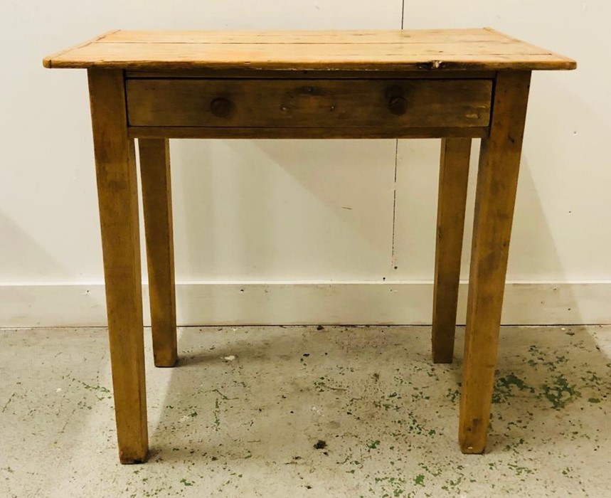 A Pine table with single drawer - Image 2 of 3