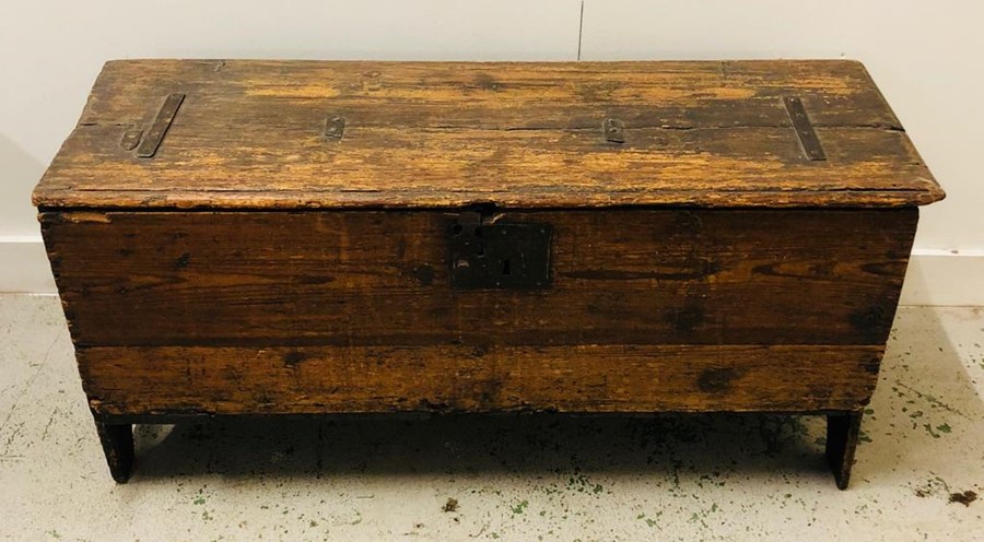 A Pine Antique coffer 178cm L x 56cm H x 40 cm D - Image 2 of 3