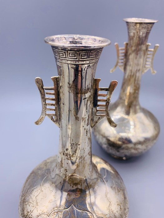 A Pair of Chinese Silver (WH-90) vases 19cm H - Image 2 of 6