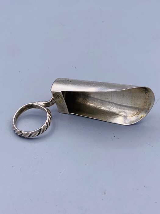 A silver sugar shovel - Image 2 of 3