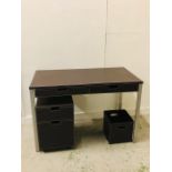 A Contemporary faux leather topped desk in brown with two drawers on brushed steel legs (H 82 cm x W