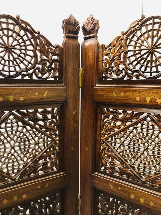 An Ornate Carved Wooden Screen with Brass Detail Inlay - Image 3 of 3